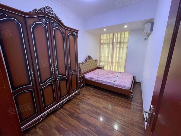 深圳宝安石岩春晖苑(宝安)石龙仔商业中心,汇邦名都旁,春晖苑小区