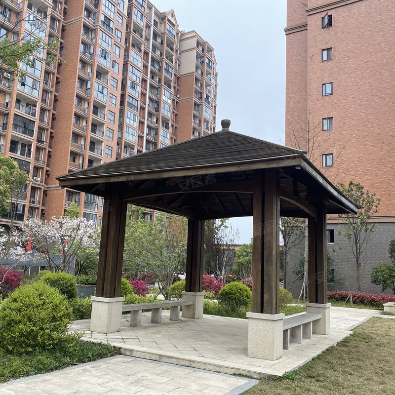 魏小波2020-09-26 10:58:45小区户型华泰学士府,毛坯三房两厅两卫