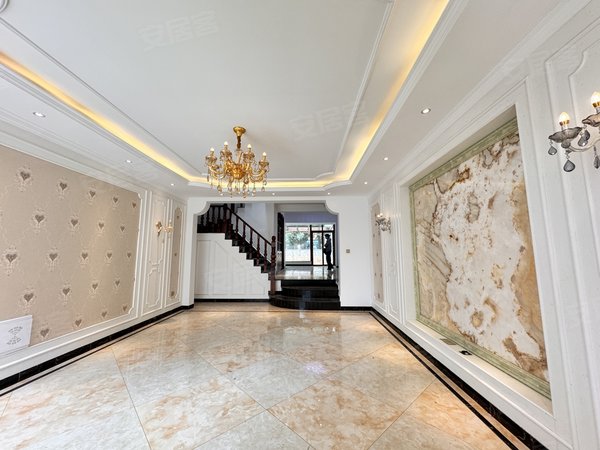 昆明西山滇池度假区滇池卫城蓝谷(别墅)滇池卫城蓝谷 精装小别墅 带