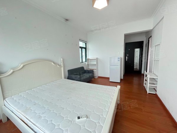 深圳福田景田北景尚雅苑景尚雅苑单身公寓30平 全齐家私 0中介直租 看