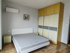 武汉江岸台北香港路协和越秀附近江汉北路电梯朝南一房整租   别错过出租房源真实图片