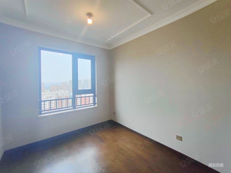 盛悦府  精装大四房  大横厅 好楼层  业主诚心出售