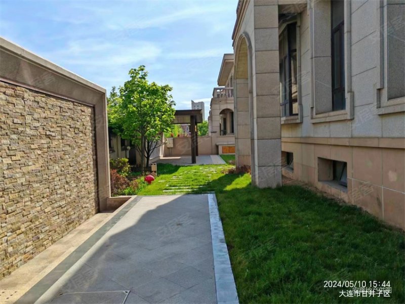 大连中心城区 真独栋别墅 900平大院 地上车库,福佳新城(别墅)二手房