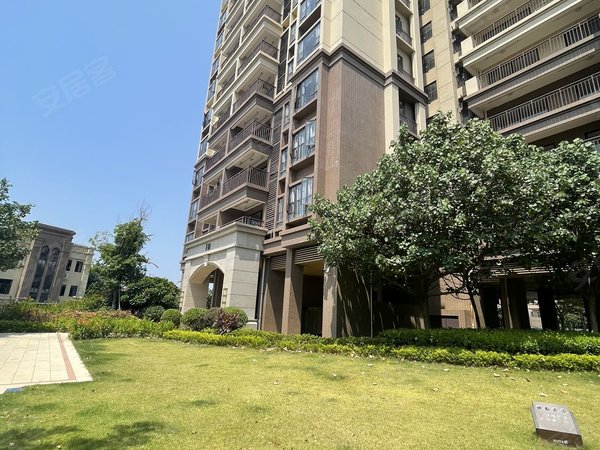 广州增城永和奥园誉峯奥园誉峯 3室2厅2卫 园林景观 空气清新 环境