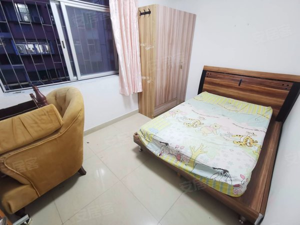 深圳罗湖笋岗金豪花园花园小区  精致装修 两房价格住三房  大阳台