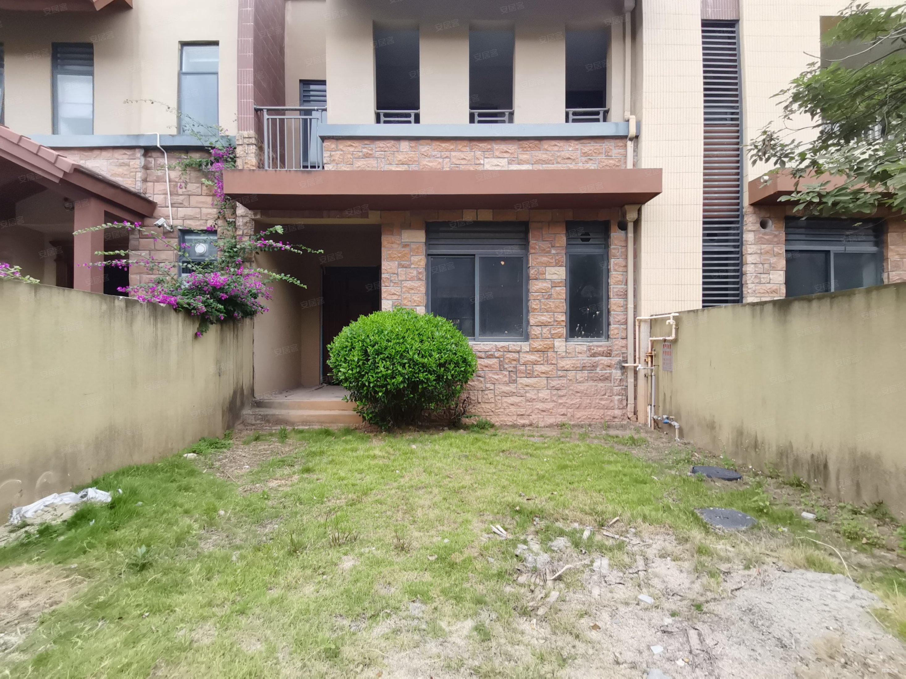 实地常春藤别墅