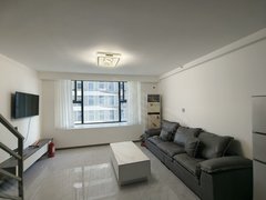 周口川汇东新区新！实拍配现代风 近昌建湖畔国际中心医院科技大学 密码锁随看出租房源真实图片