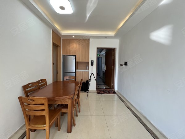 南昌西湖朝阳洲绿地朝阳中心绿地朝阳中心 品质小区 江景房 家电家具齐全 干净整洁出租房源真实图片