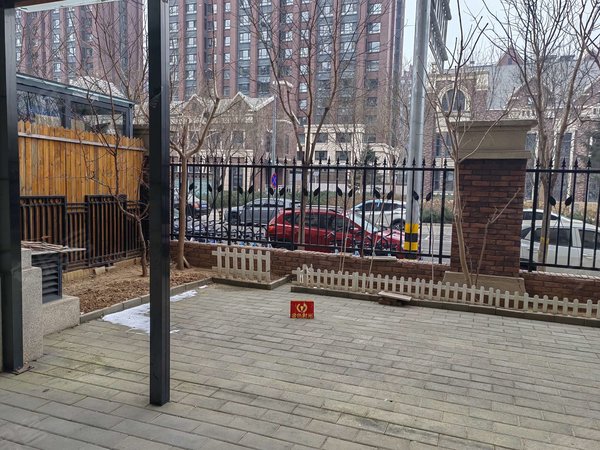 【多图】北京城建上河湾(南区),密云城区租房,上河湾南区一层能种花