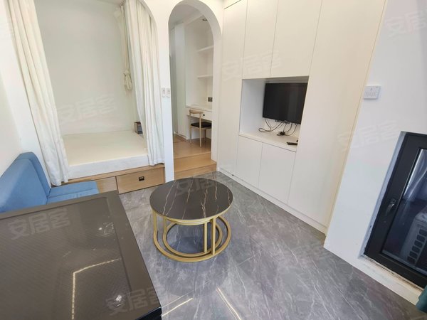 杭州余杭未来科技城西溪蓝海(商住楼)急租字节钉钉中电海康隔壁 西溪蓝海 拎包入住 电梯房 精装修出租房源真实图片