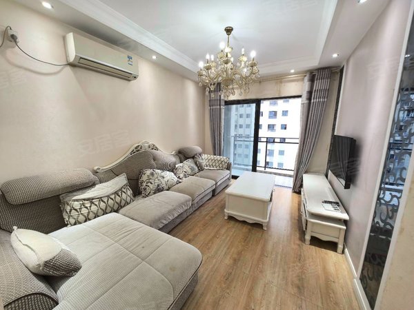 重庆沙坪坝大学城熙街熙都会重师南门,熙街熙都会两室,住家配套,近