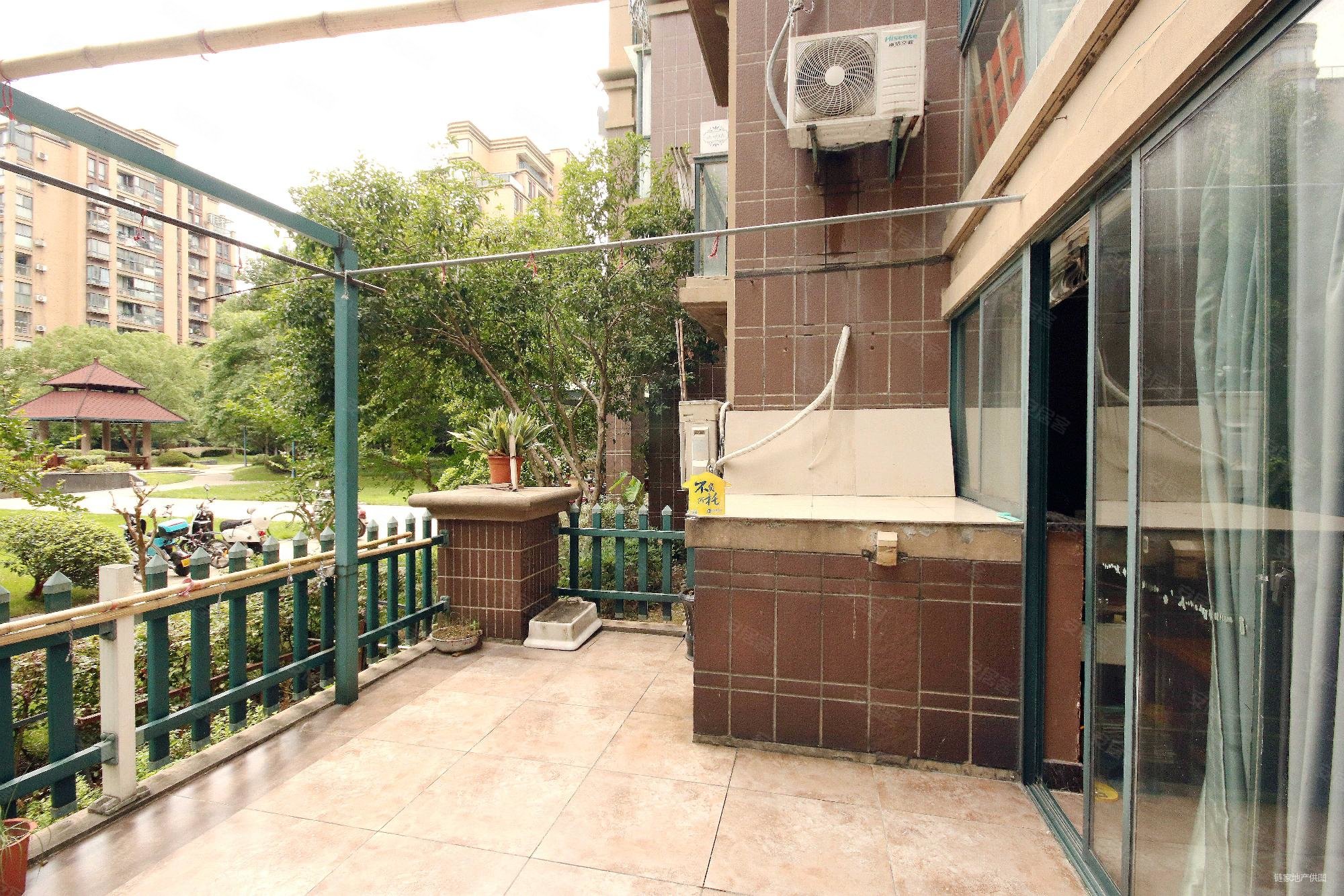 钱江湾花园3室2厅2卫137.07㎡南北430万