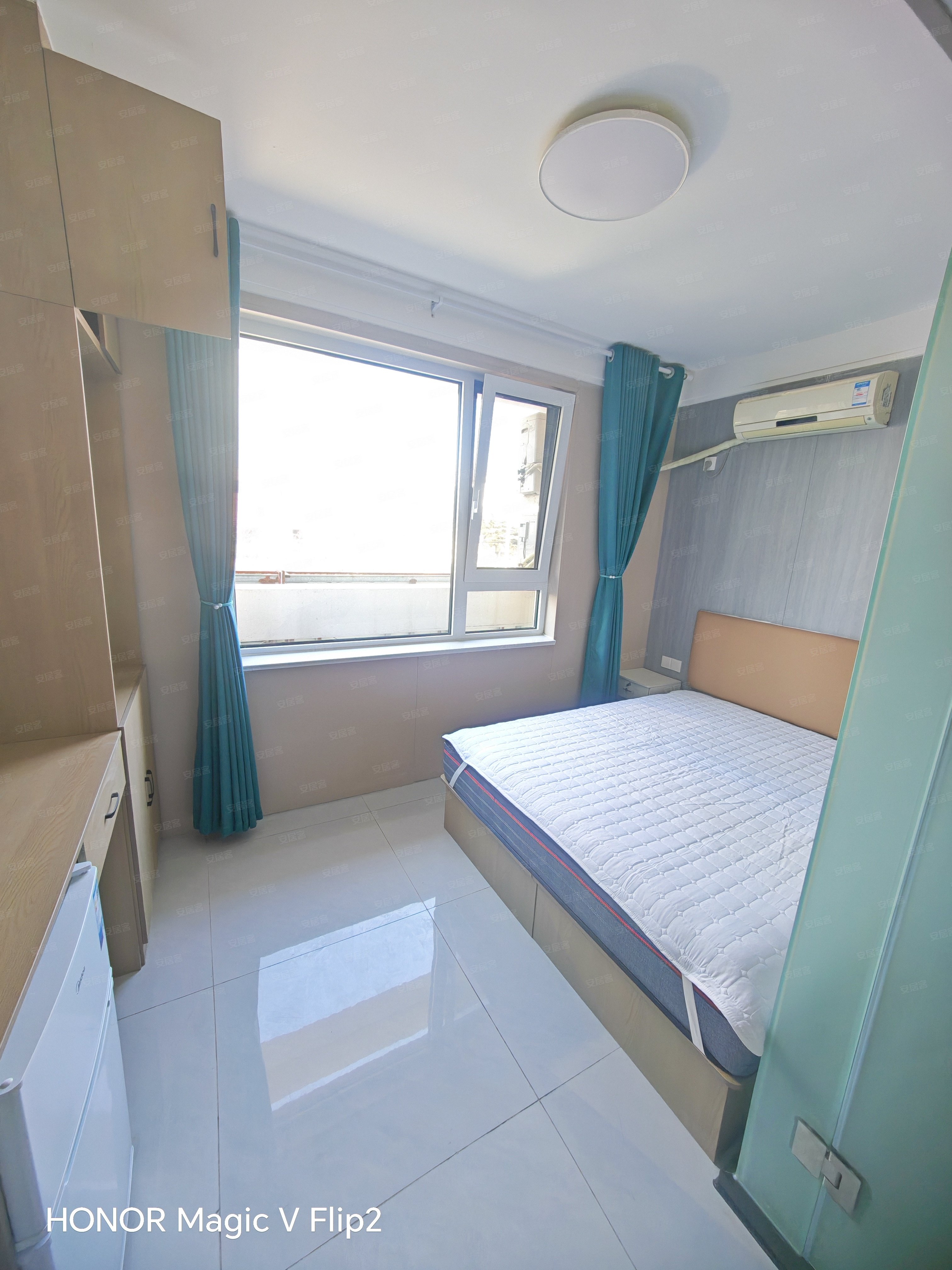 光谷软件园西侧龒閏閏米，可押一付一，可短租