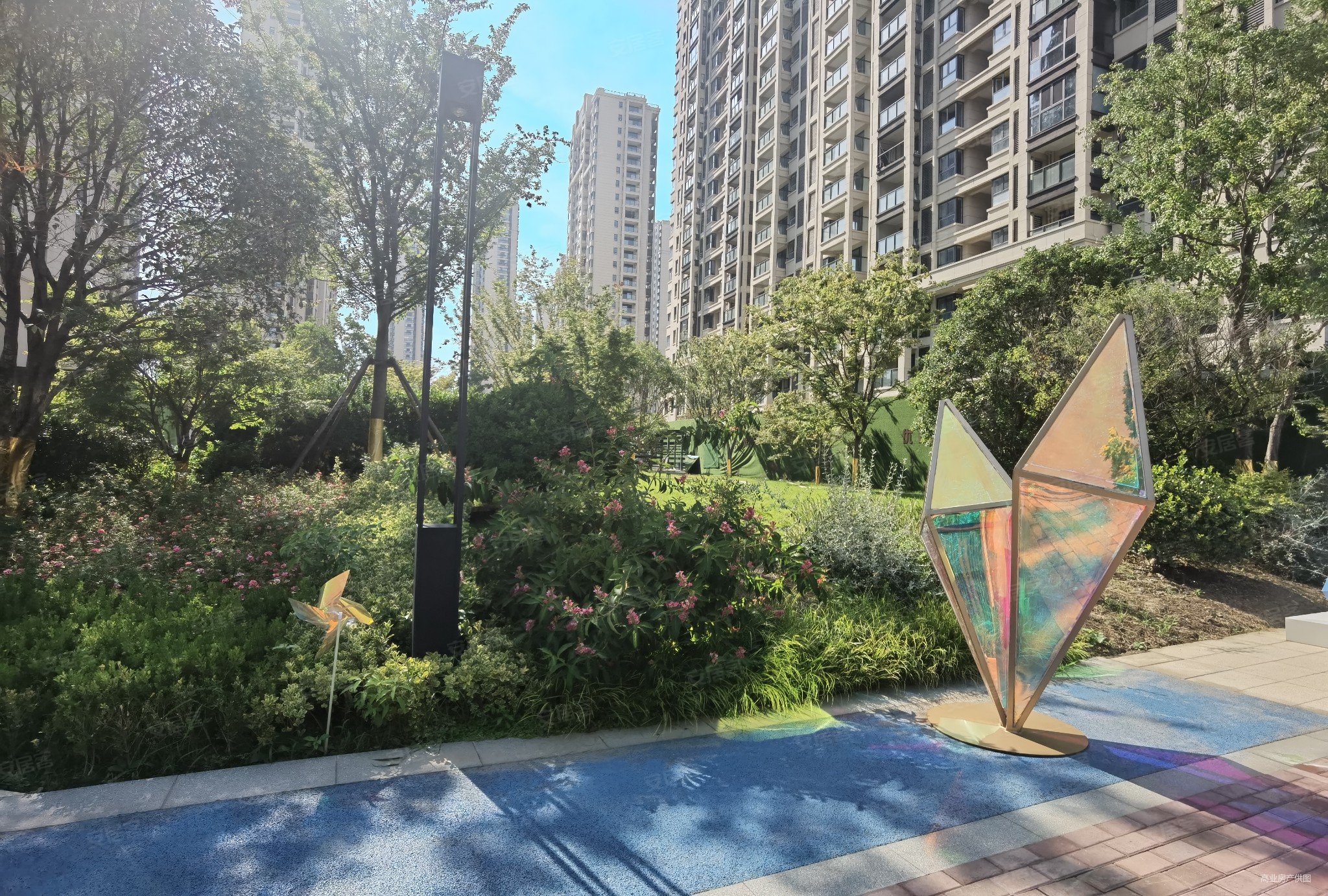 大桥北现房看实体房威尼斯滨江雅园毛坯江景双地铁送车