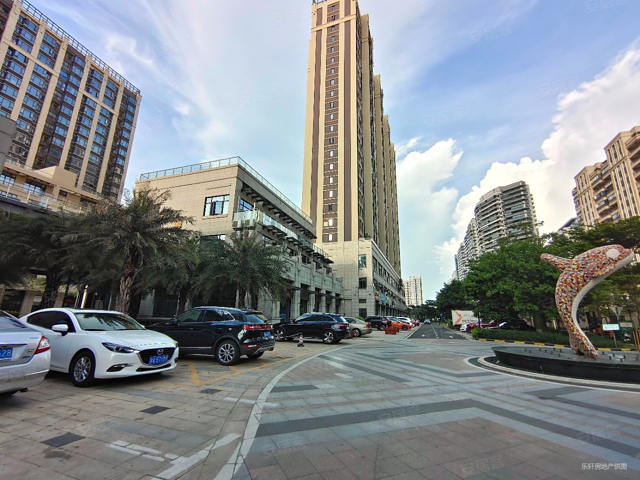 绿地缤纷城2室2厅1卫41.03㎡南北70万