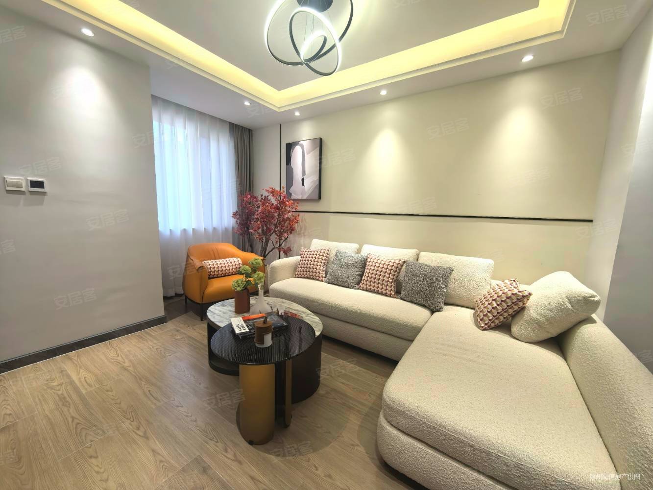 西京都高尔夫别墅4室3厅5卫237㎡南北106.1万