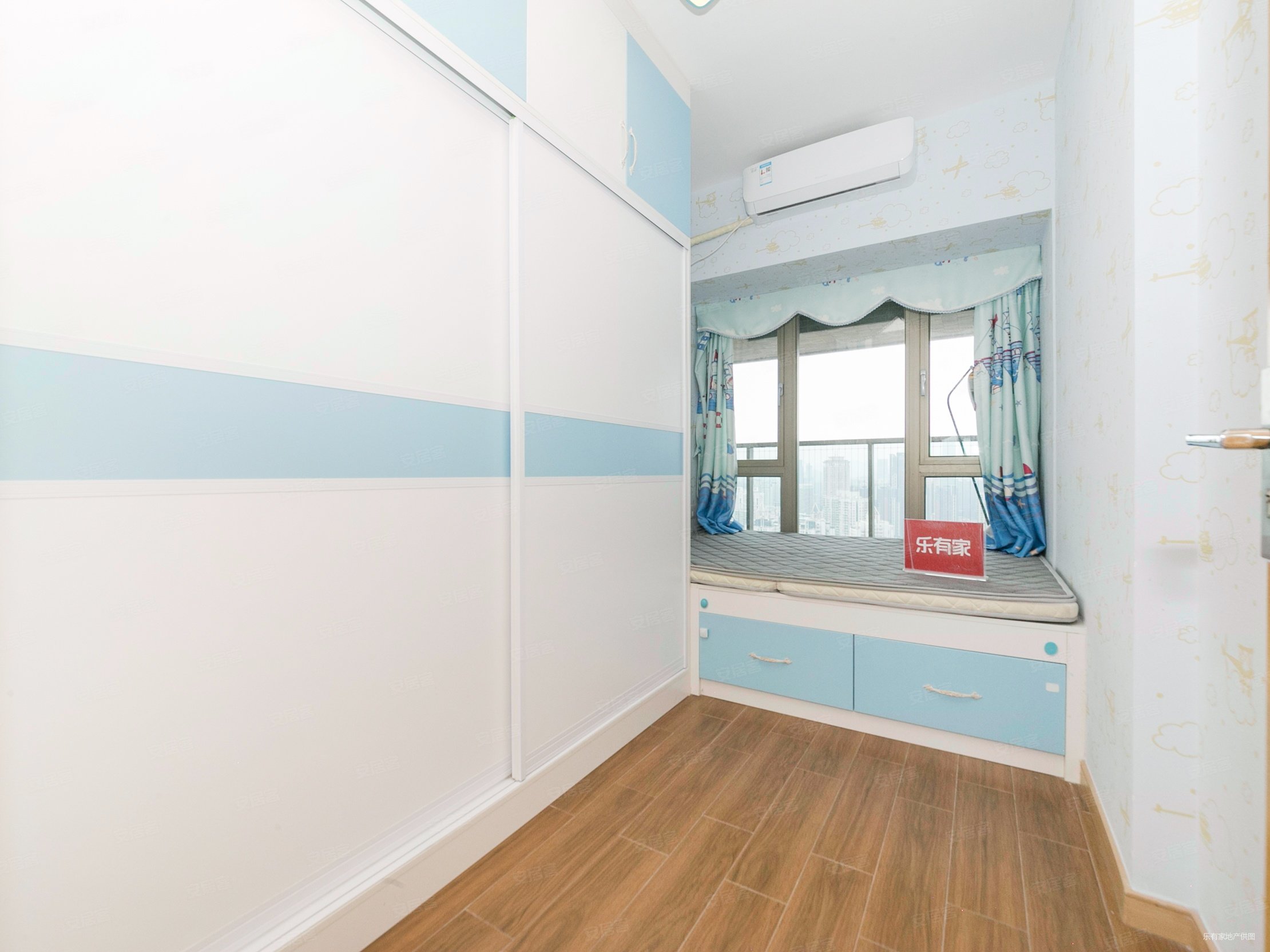 深业东岭3室2厅2卫85.83㎡西425万