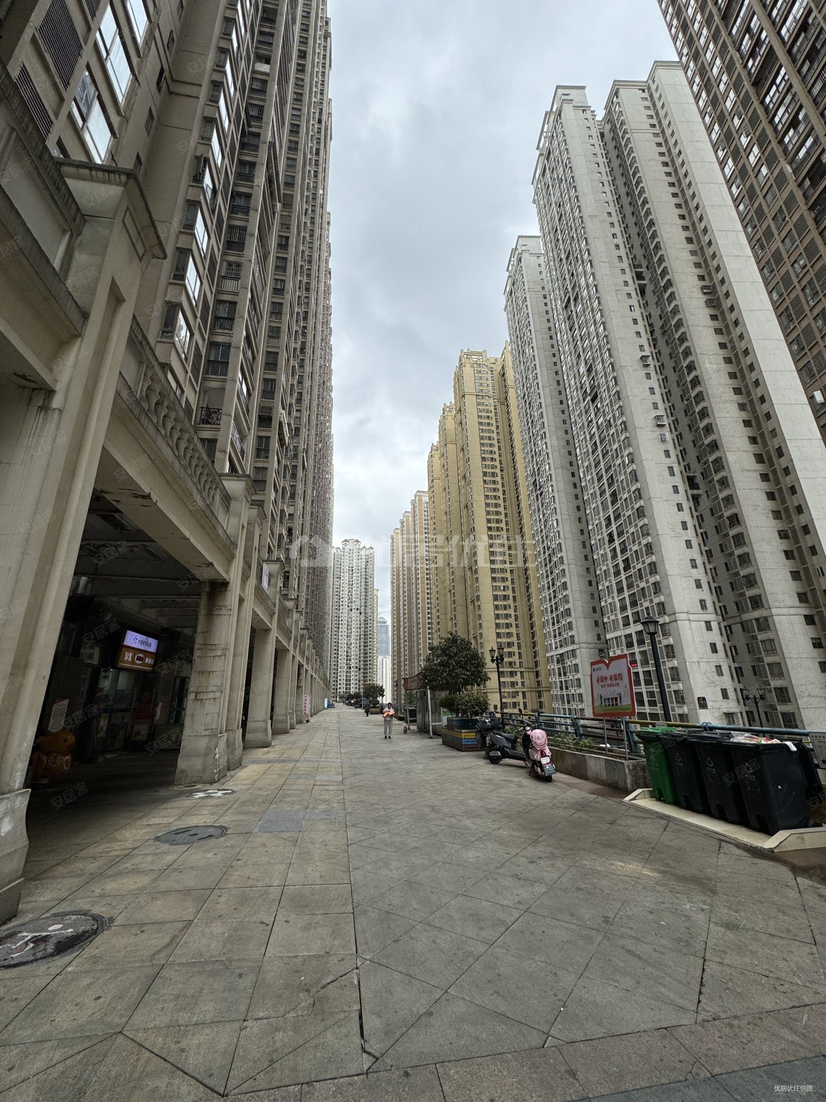 花果园半山小镇x区