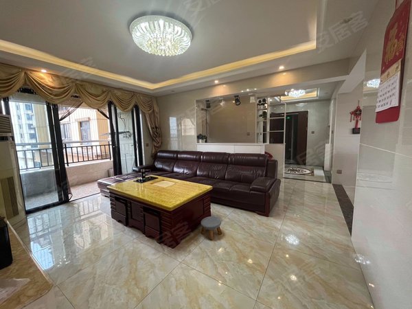 惠州博罗石湾皇庭壹号公馆皇庭壹号公馆 3室2厅2卫 电梯房 113平 配套