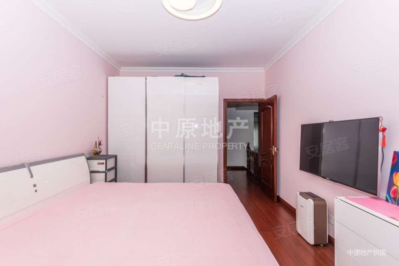 急售十万火急双地铁口精装电梯三房新世纪名苑