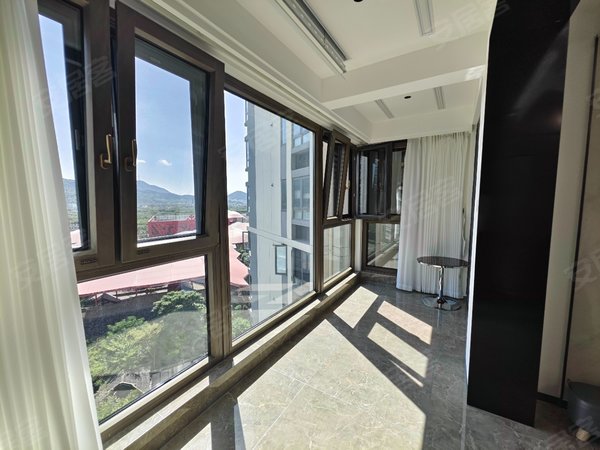 三亚吉阳迎宾路保利碧桂园悦府保利悦府  豪装 封阳台享受生活优先