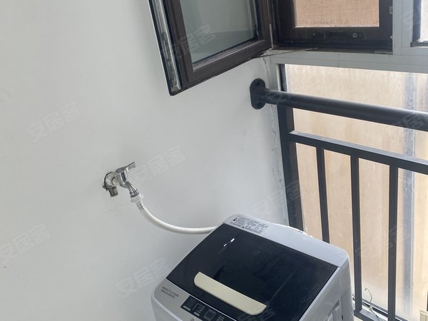 日照东港山海天山海天观澜海景公寓整租60多套!专业观澜公寓出租,大学城附近,当天入住出租房源真实图片