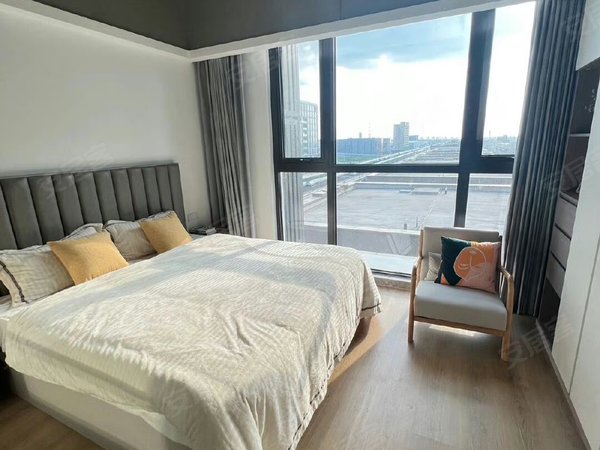 绍兴越城城北萧山街217号小区城市广场,银泰,复试,落地窗领包入住,月