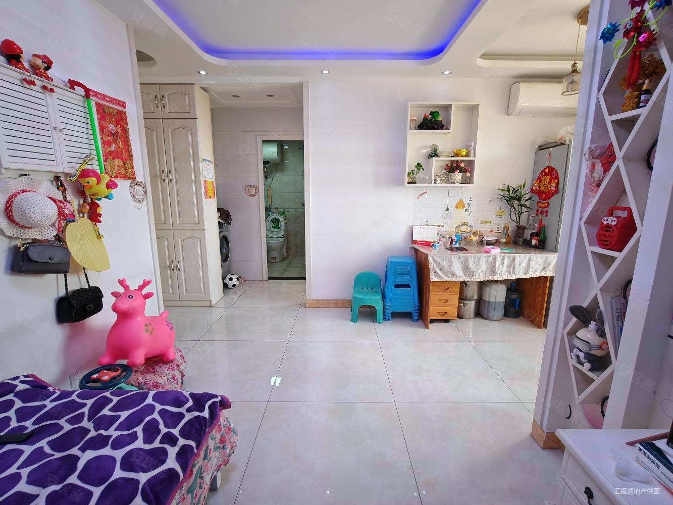 鹏渤水岸花城1室2厅1卫50.26㎡东24万