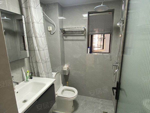 西双版纳景洪曼弄枫南山别院南山别院LOFT年租1400 半年1800 配套齐全 带泳池出租房源真实图片