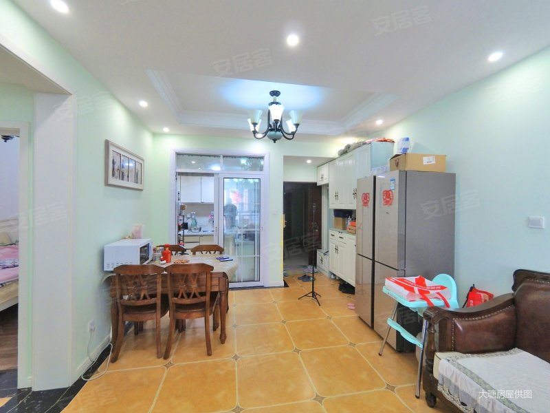 东南朝向 满五 购物方便 近地铁 医疗配套成熟 电梯房,舜苑一里阳光沃