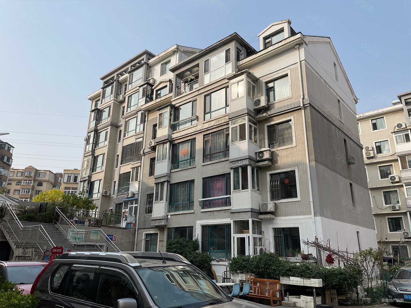 福居家园封闭小区三楼精装修婚房近市场难得好房