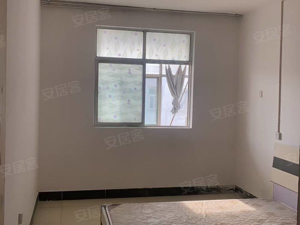济宁任城济安桥北路后刘社区梦园南区六楼两室一厅,可以短租,可以押一付一,600元出租房源真实图片