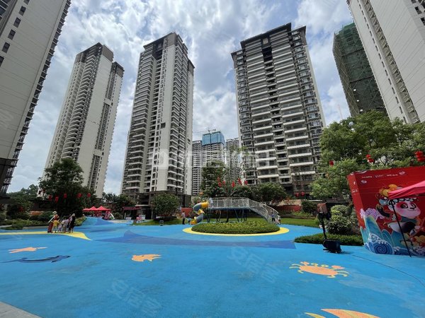 南宁良庆良庆镇五象澜庭府臻苑总部基地 精装3房配齐 家电家电全新