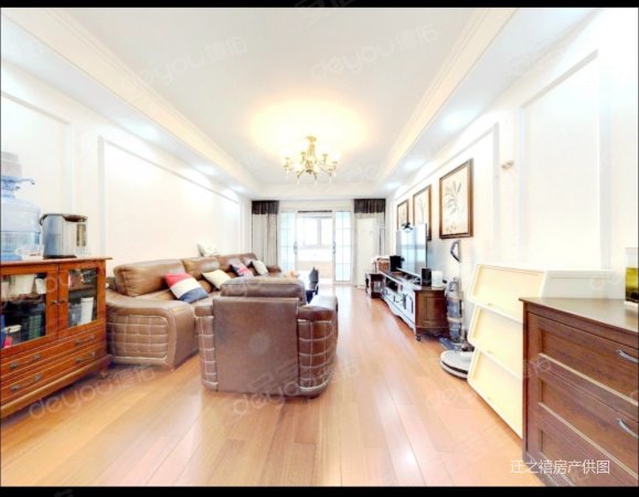 精装修3房,家具家电齐全,房东诚心出售,装好保养好,景瑞御江山二手房