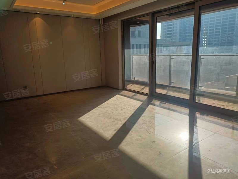 近地铁,绿地新里铂瑞公馆(北区)二手房,155万,2室2厅,1卫,92平米-西安
