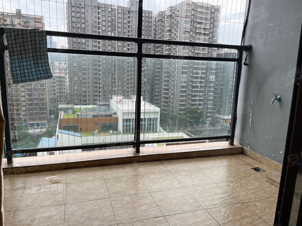 深圳龙华清湖保利悦都清湖地铁口,空中花园,保利悦都精装三房大阳台