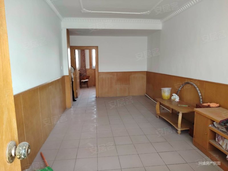 常青小区五楼2室2厅满五可大刀砍