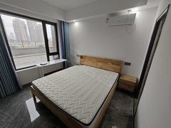 温州瑞安安阳绿瑞景苑,精装一室一厅,有大露台,价格实惠,包物业出租房源真实图片