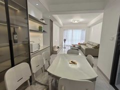 桂平桂平城区城区西山华府 2室2厅1卫 电梯房 精装修 南北通透出租房源真实图片