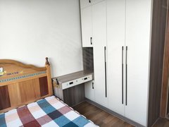 章丘明水明水城区实验中学对面,锦悦名筑精装三室,家具家电齐全领包入住1300出租房源真实图片