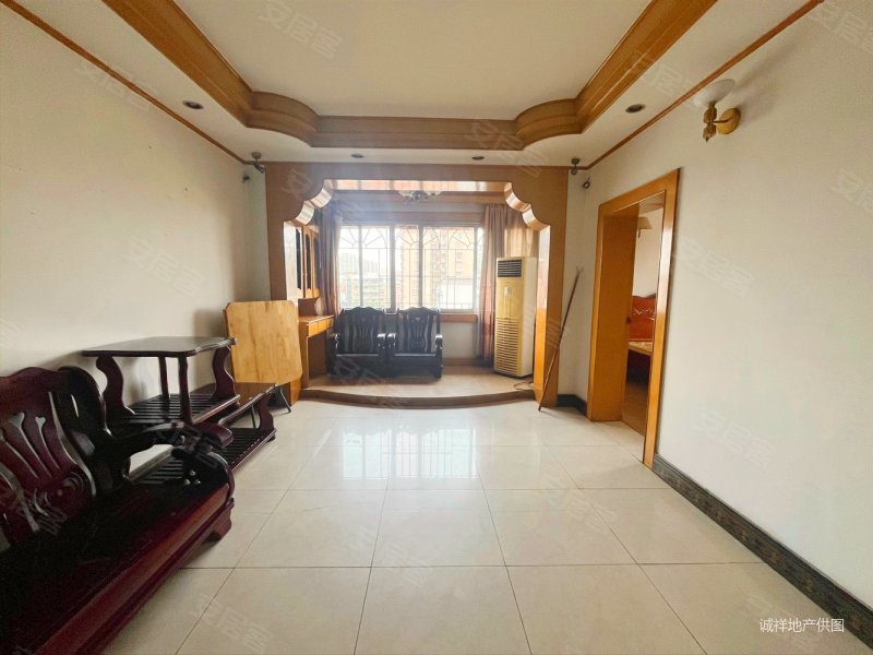 渝北区花卉园地铁附近近观音桥及大石坝金岛花园精装两房