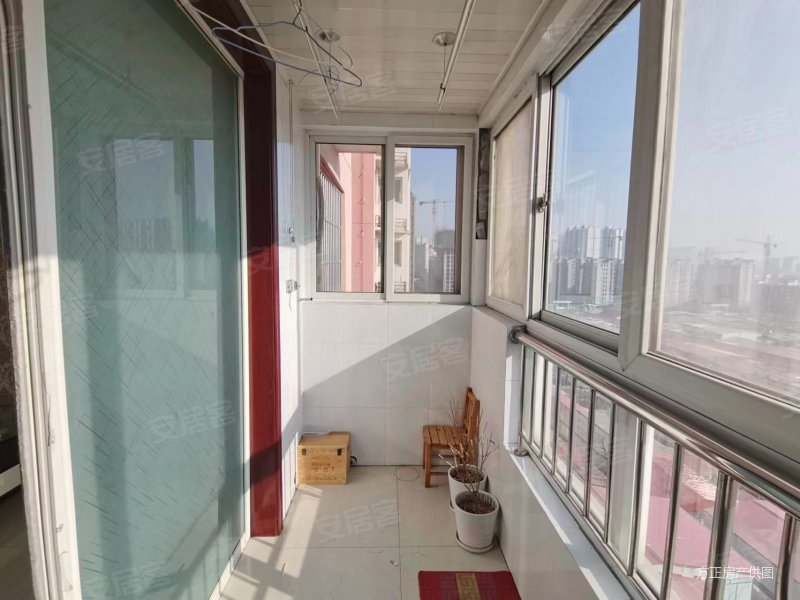 北国商圈对面 单价7000 月供2200 旁北国商圈,名仕苑二手房,72万,3室2