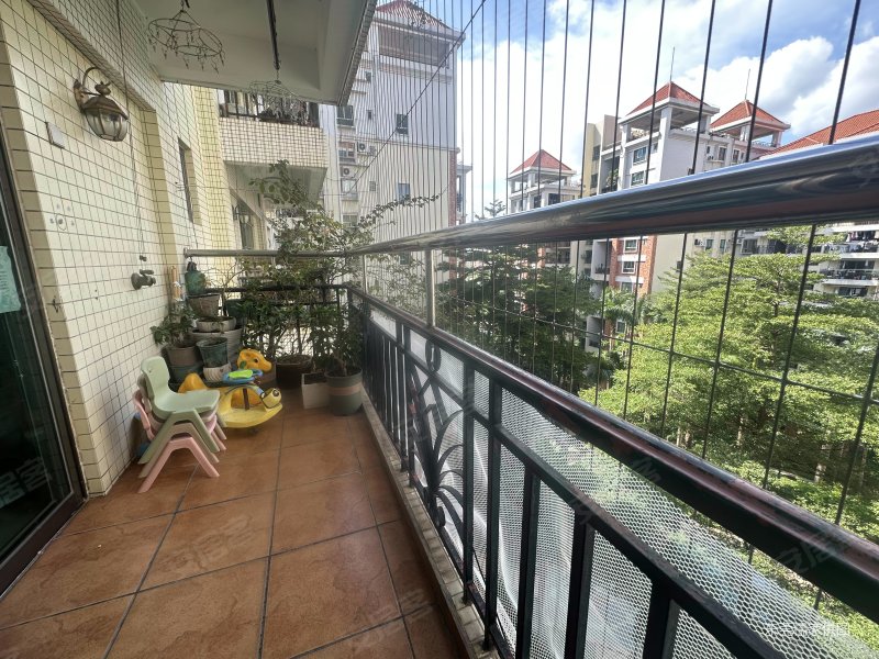 环境优美 满五 中间楼层 医疗配套成熟 商品住宅 电梯房,光大景湖蓝郡