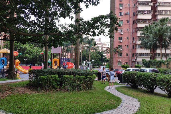 半岛苑优点,不足,半岛苑怎么样,半岛苑周边房产中介