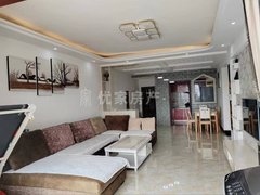 铜仁松桃松桃城区金阳广场步行街，三房两厅两卫出租，家具家电齐全，拎包入住出租房源真实图片
