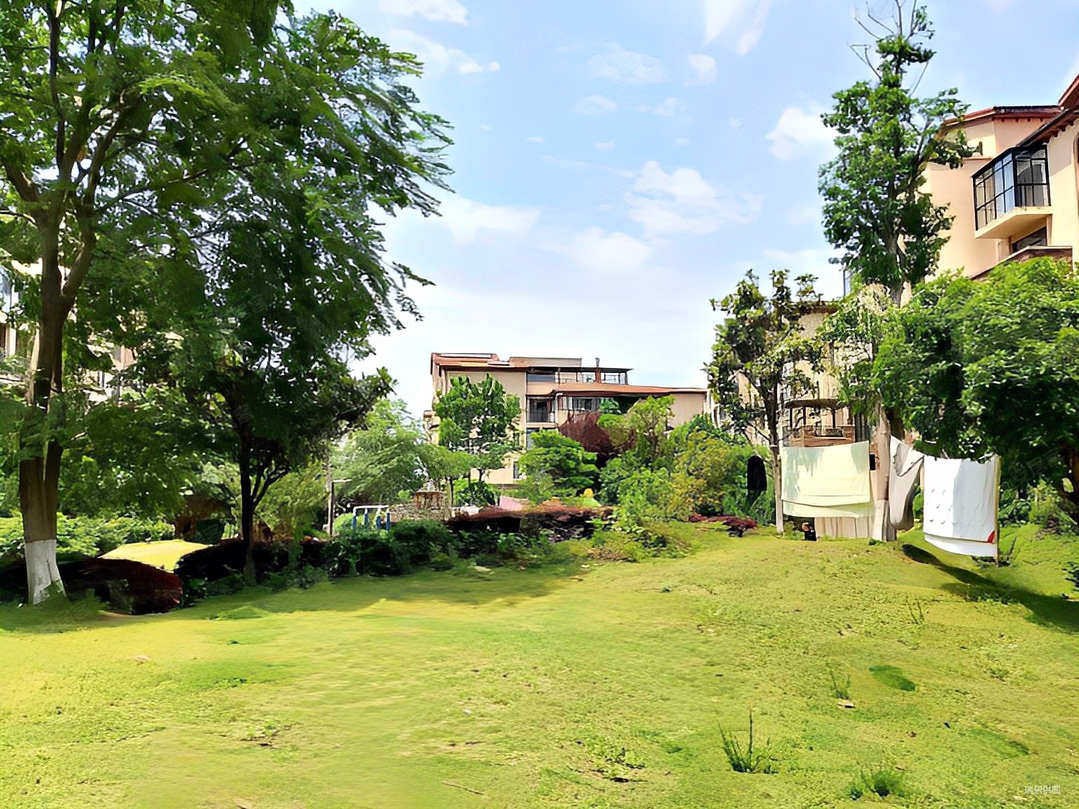 低容积率洋房板楼南北通透四房,堤亚纳湾二手房,165万,4室2厅,2卫