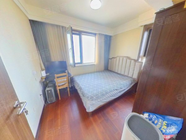 盛庭名景花园 带电梯 满五 出行方便 大两居 次新房