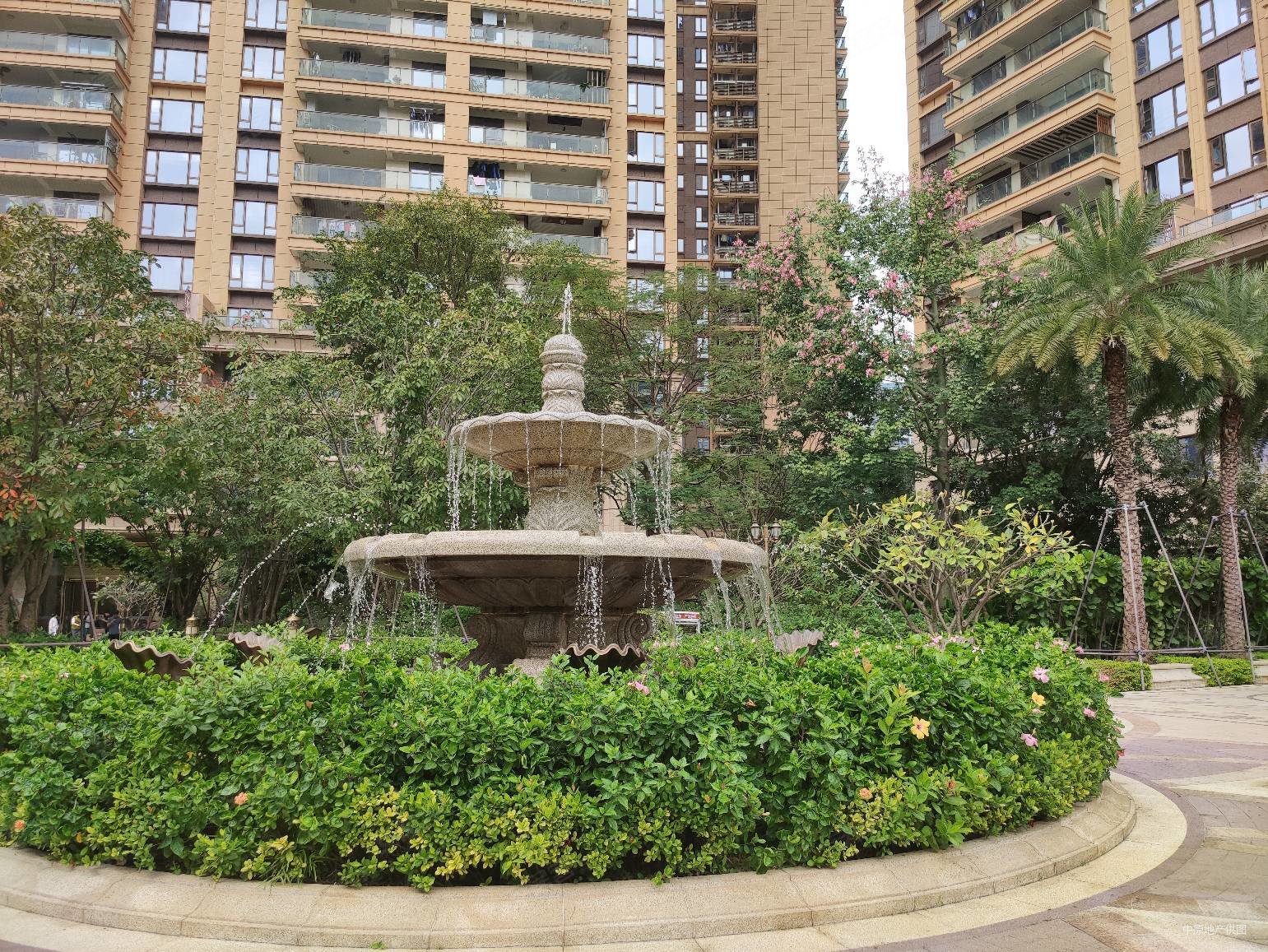 恒裕滨城二期大平面 客厅通透 总价3 满五年税费少