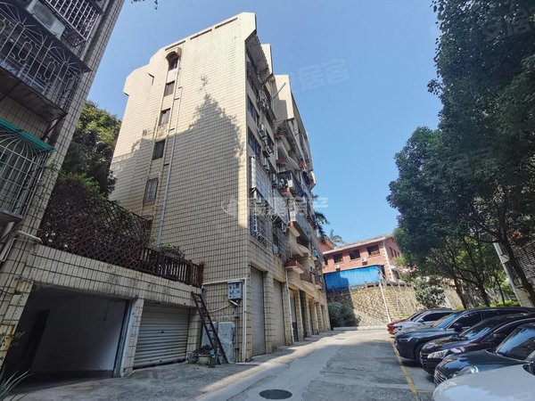 厦门思明湖滨北路凤凰山庄(公寓住宅)东渡商检站旁!多套房子出租!