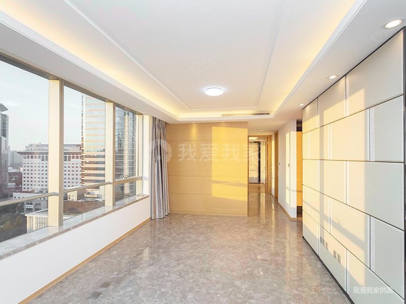 瑞安君汇国贸和三里屯商圈优选两居大面宽客厅可看